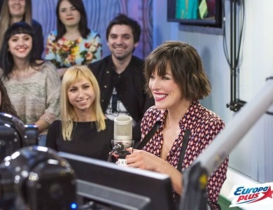 Милла Йовович в студии Европы Плюс!